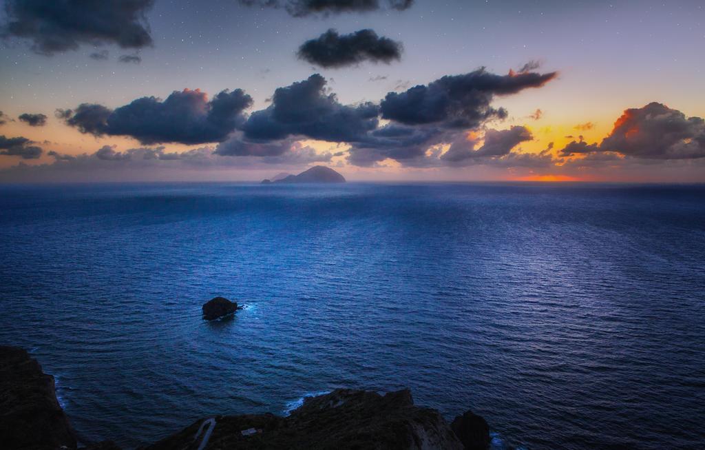 Punta Sallustro Lipari Exteriör bild